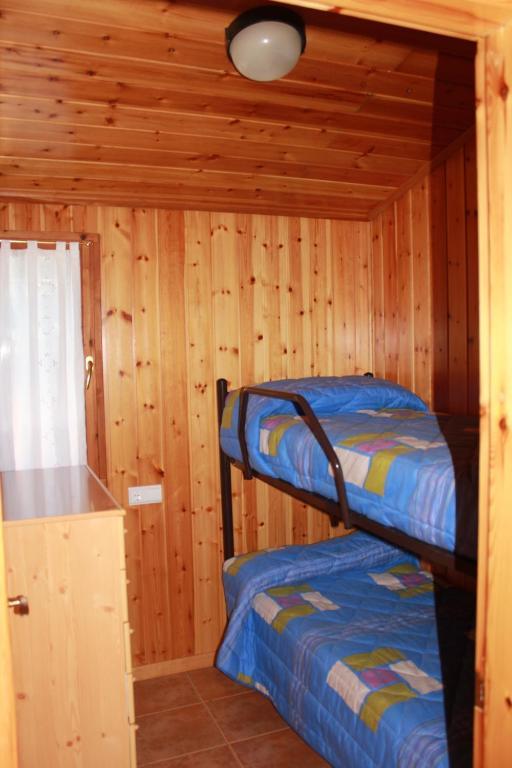 Camping Valle De Tena Sabiñánigo Cameră foto