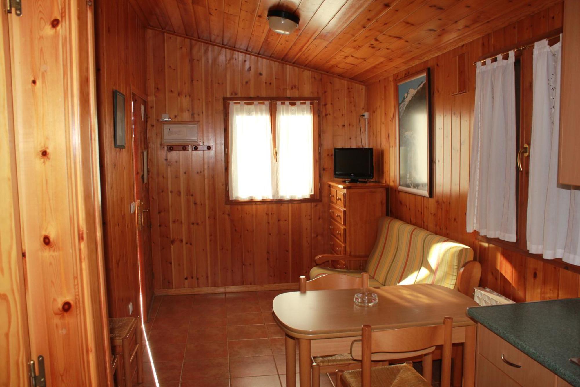 Camping Valle De Tena Sabiñánigo Exterior foto
